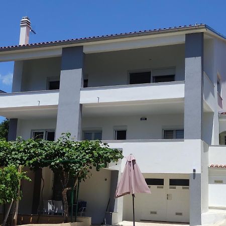 Apartman Emily, 6 Plus 2 Guests, Newly Refurbished Pula Exterior photo